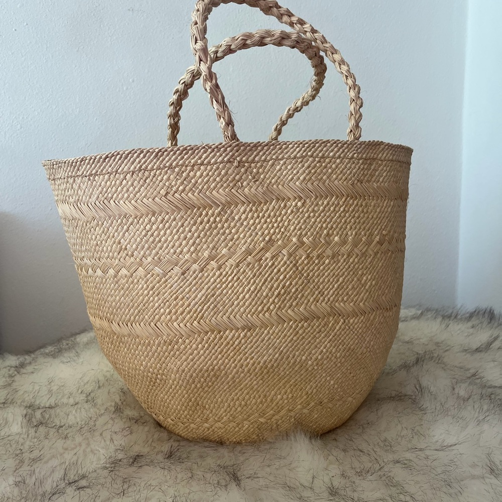 Elegant Tan Woven Tote Bag